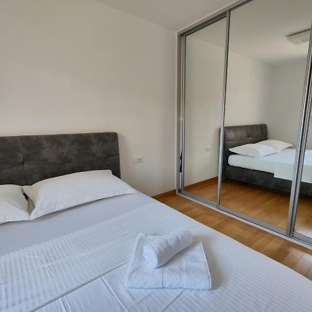Lucy Apartment Split Buitenkant foto