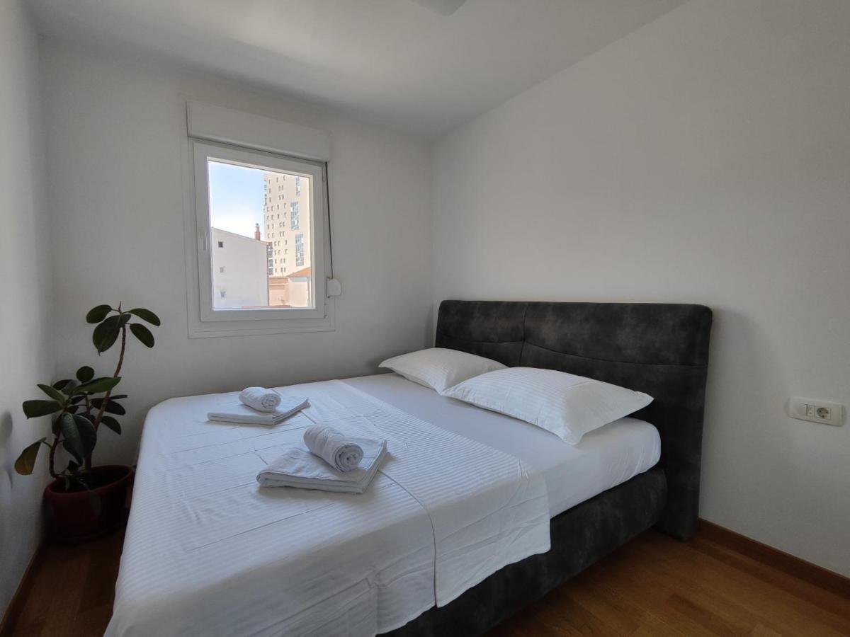 Lucy Apartment Split Buitenkant foto